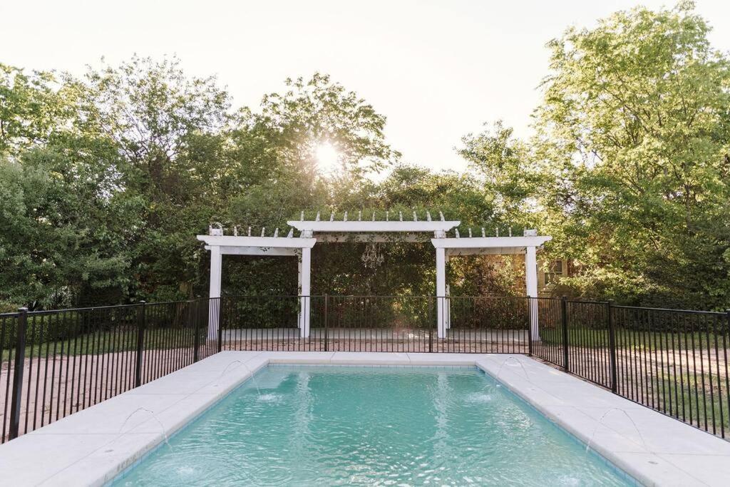 Luxury Historic House In Downtown Mckinney Eksteriør bilde